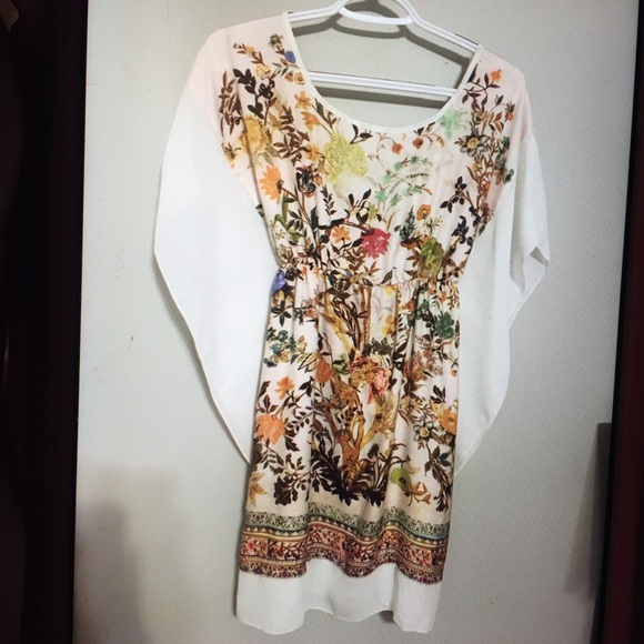 NEW kimono-like dress by Italian designer - Picture 1 of 6